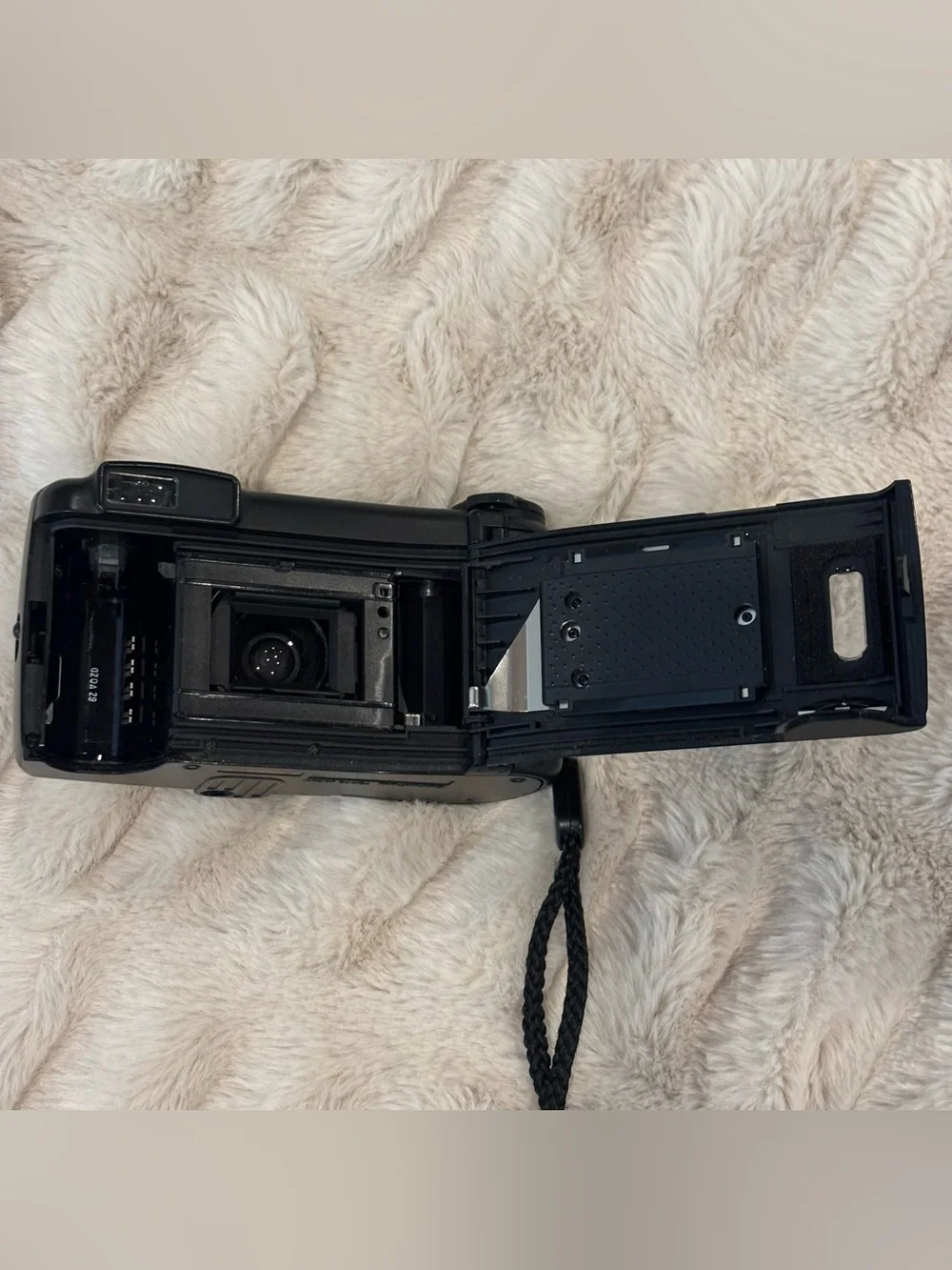 Olympus Superzoom 760 Auto Focus 35-76mm Film Camera